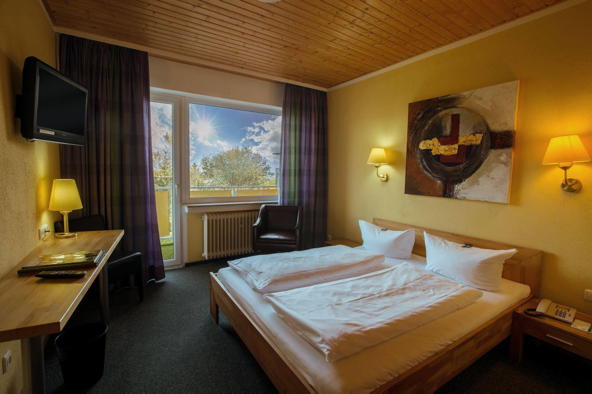 Landhotel Klingerhof Hösbach Exterior foto